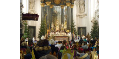 Aussendung der Sternsinger im Hohen Dom zu Fulda (Foto: Karl-Franz Thiede)